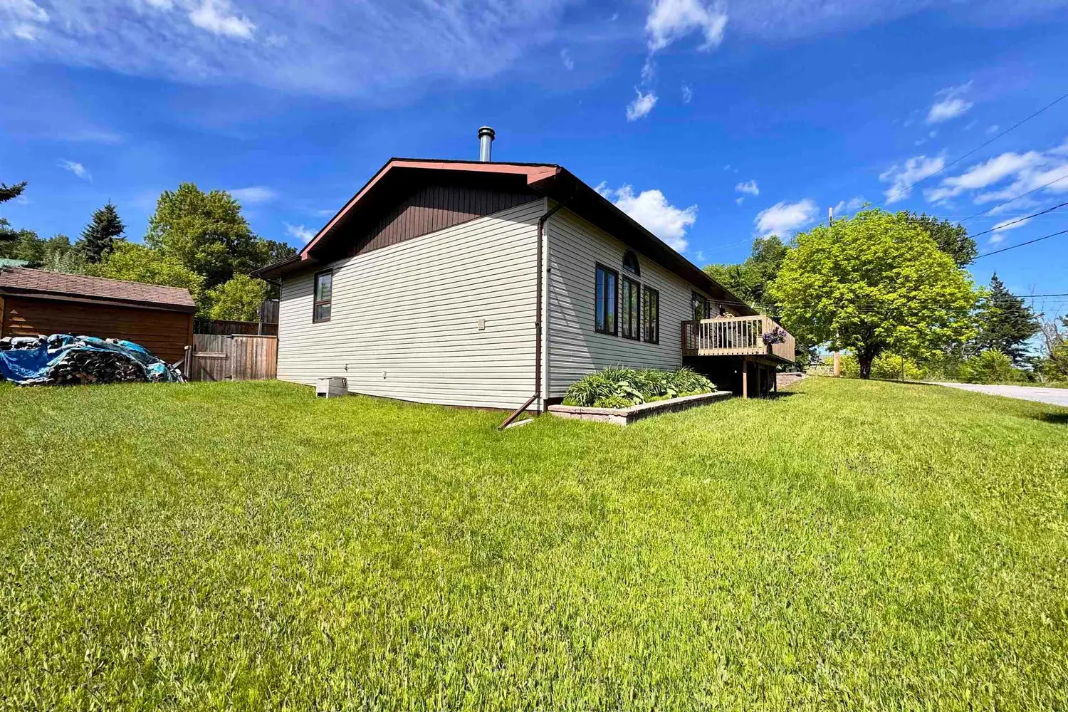 17 Kenora Road photo 2