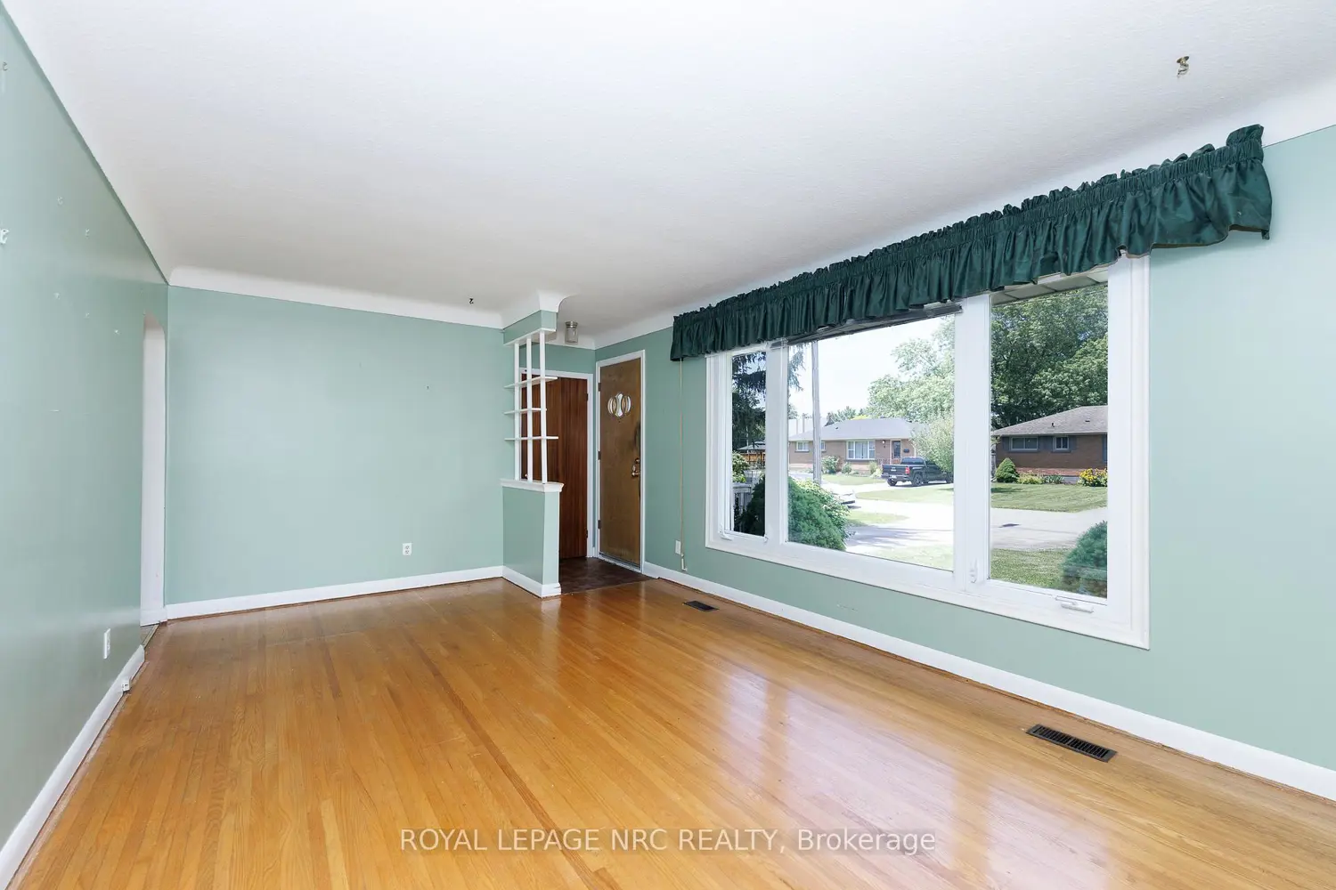 13 Bosnich Avenue photo 2