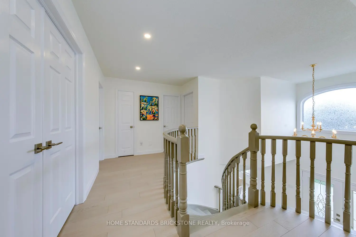 15 Samuel Crescent photo 2