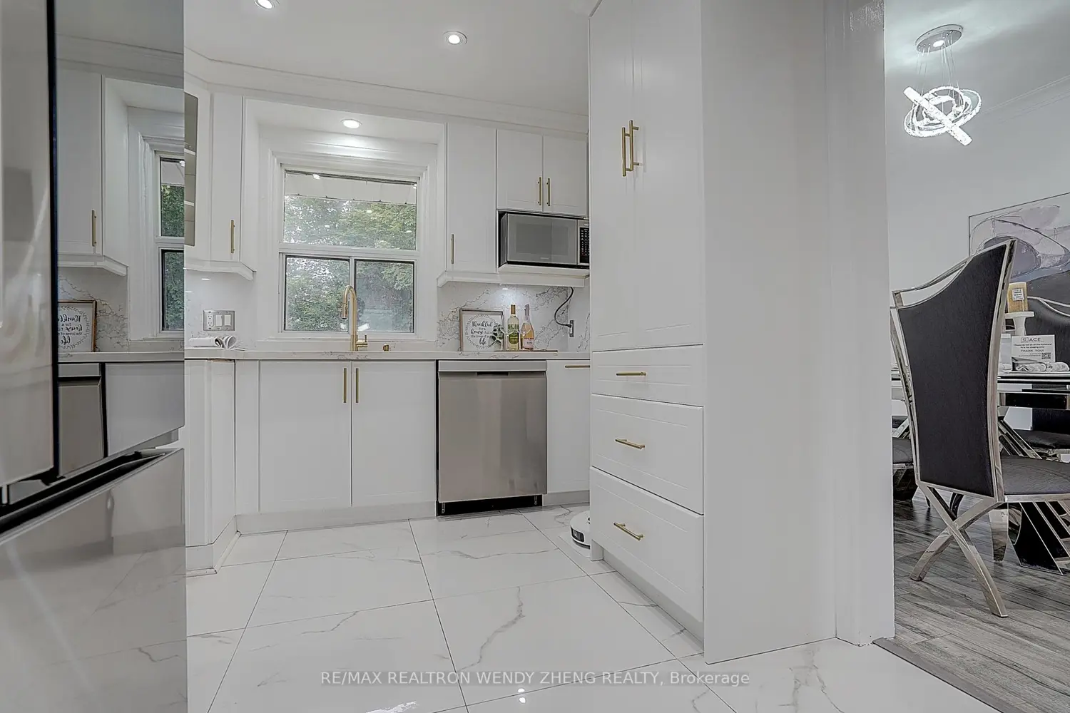 18 Courton Drive photo 5