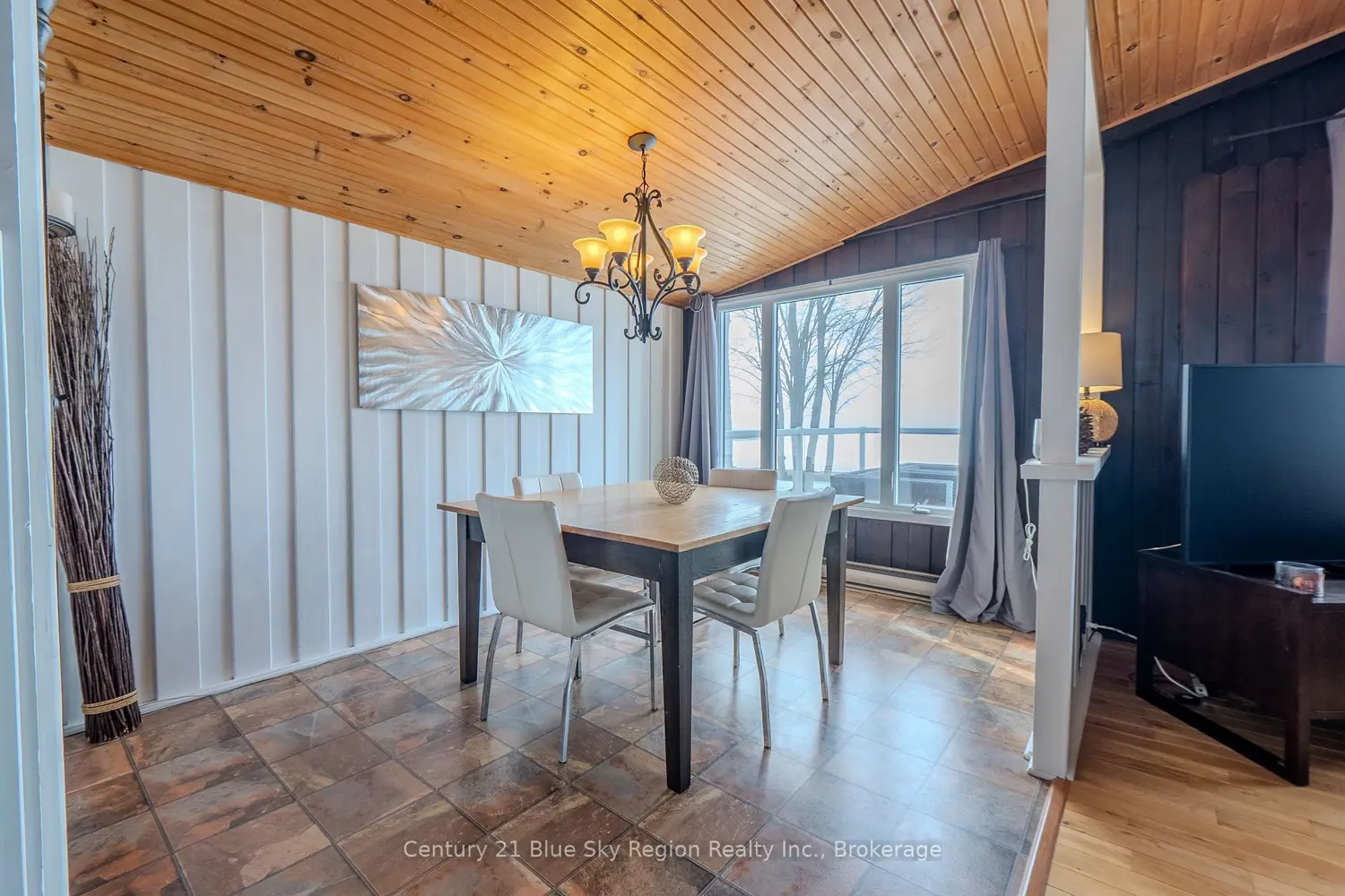 370 Marleau Road photo 5