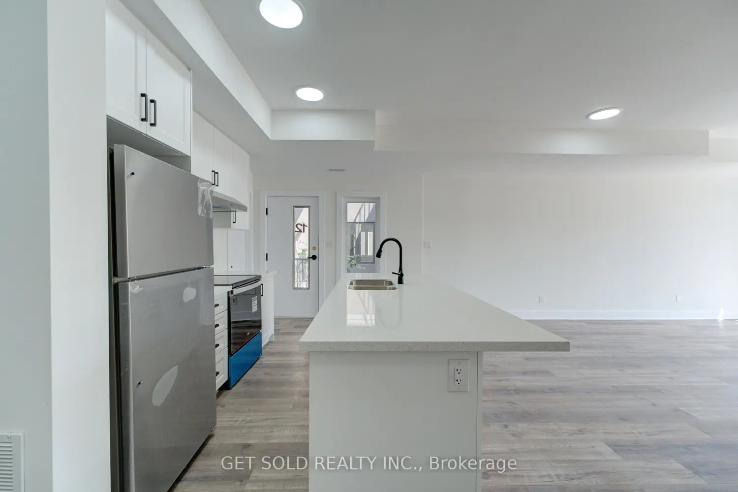 6701 Thorold Stone Road 12 photo 5