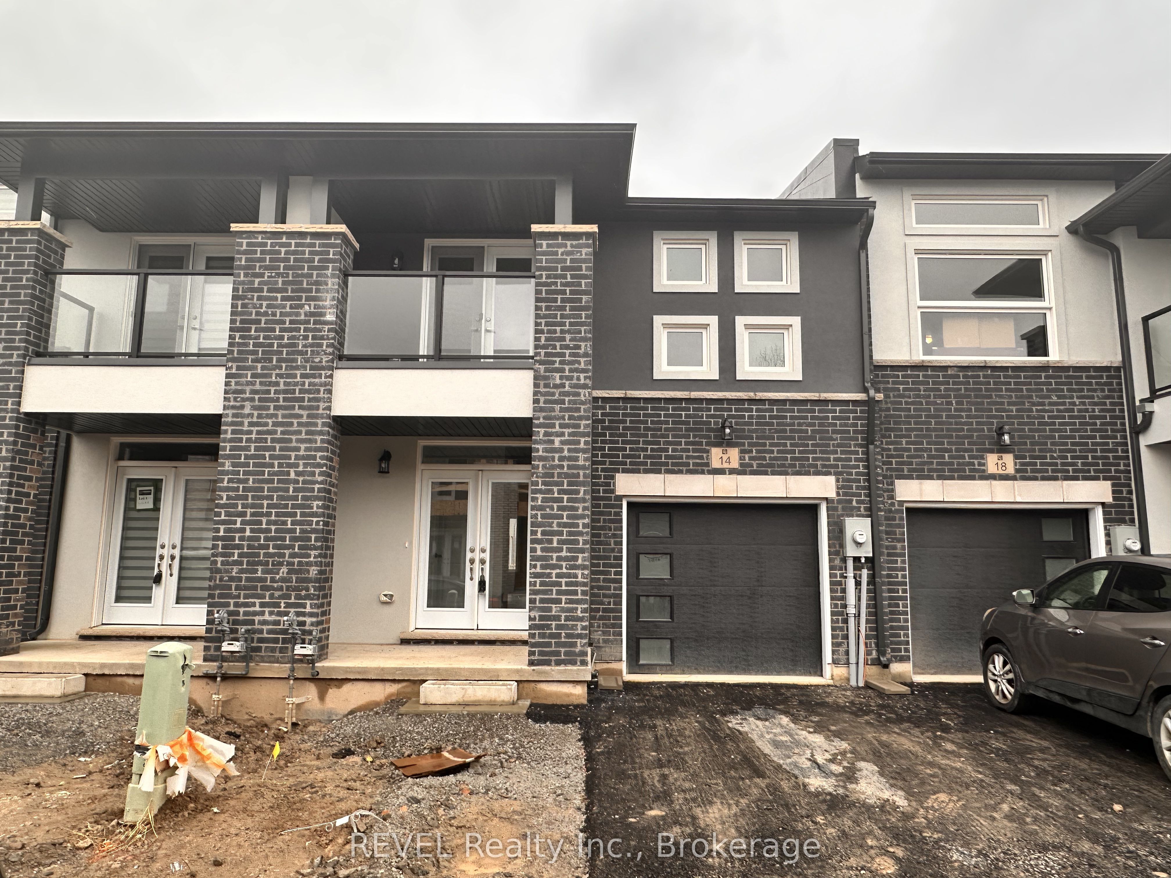 14 Mann Trail, Welland, ON, L3C 3G5