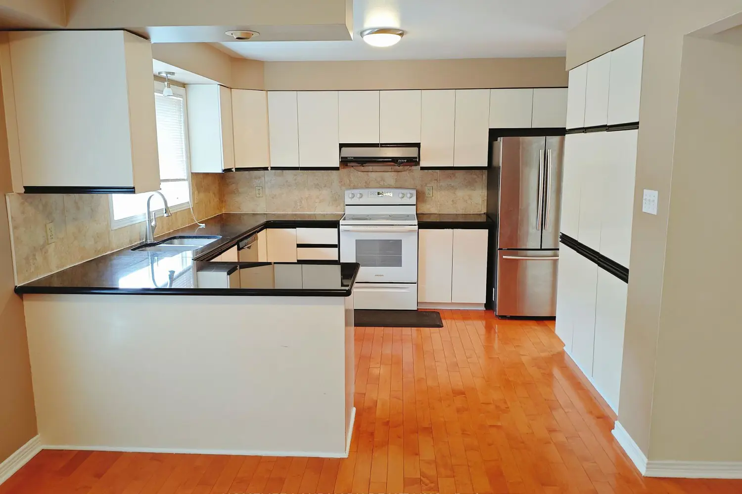8 Opal Lane photo 2