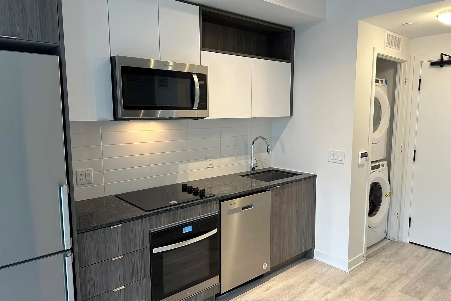 70 Princess Street 709 photo 2