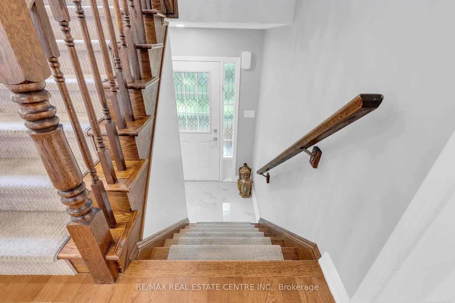2435 Coho Way photo 2