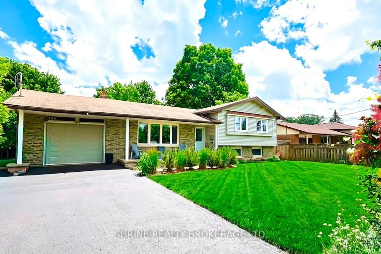 146 Fanshawe Park Road photo 3
