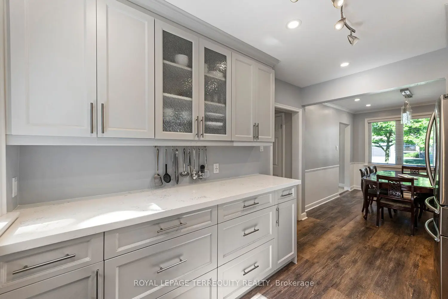 35 Jodphur Avenue photo 4