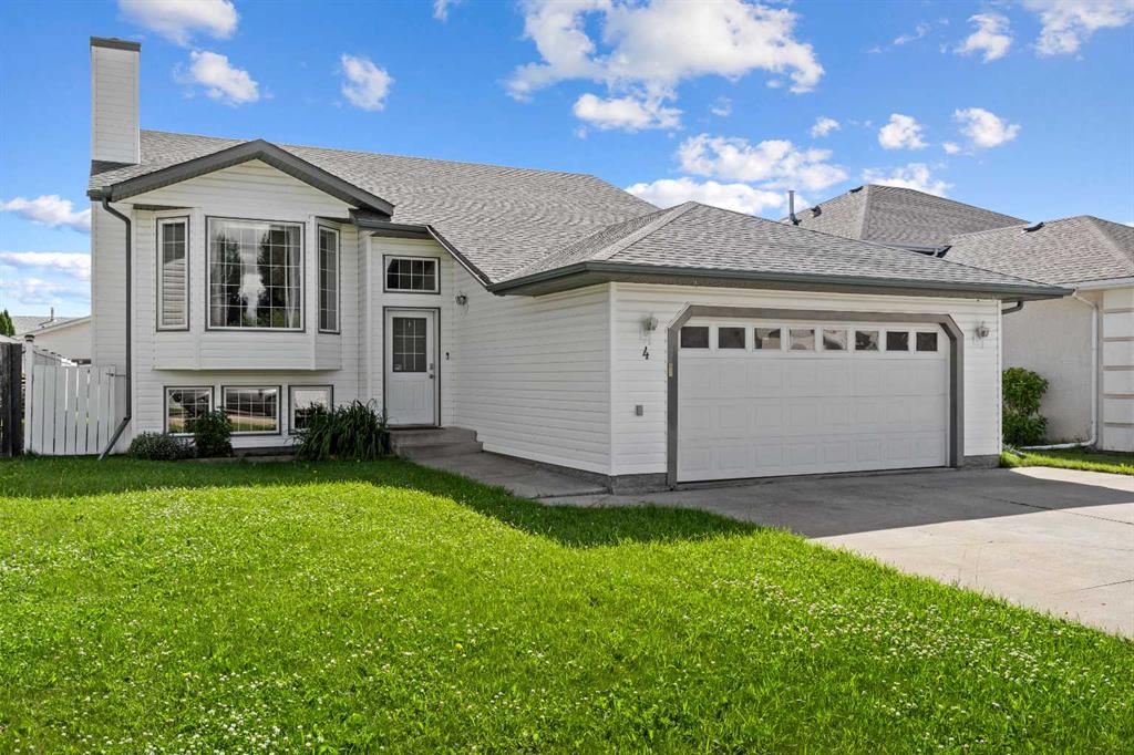4 Allan Crescent, Whitecourt, AB, T7S 1R3