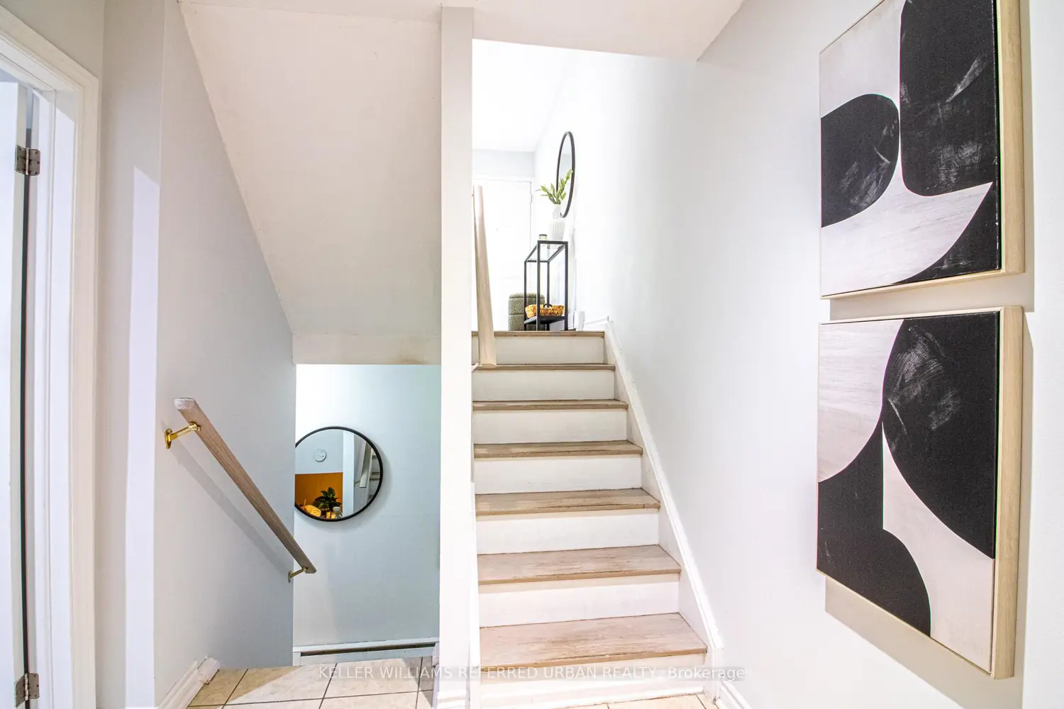 60 Springfair Avenue photo 4