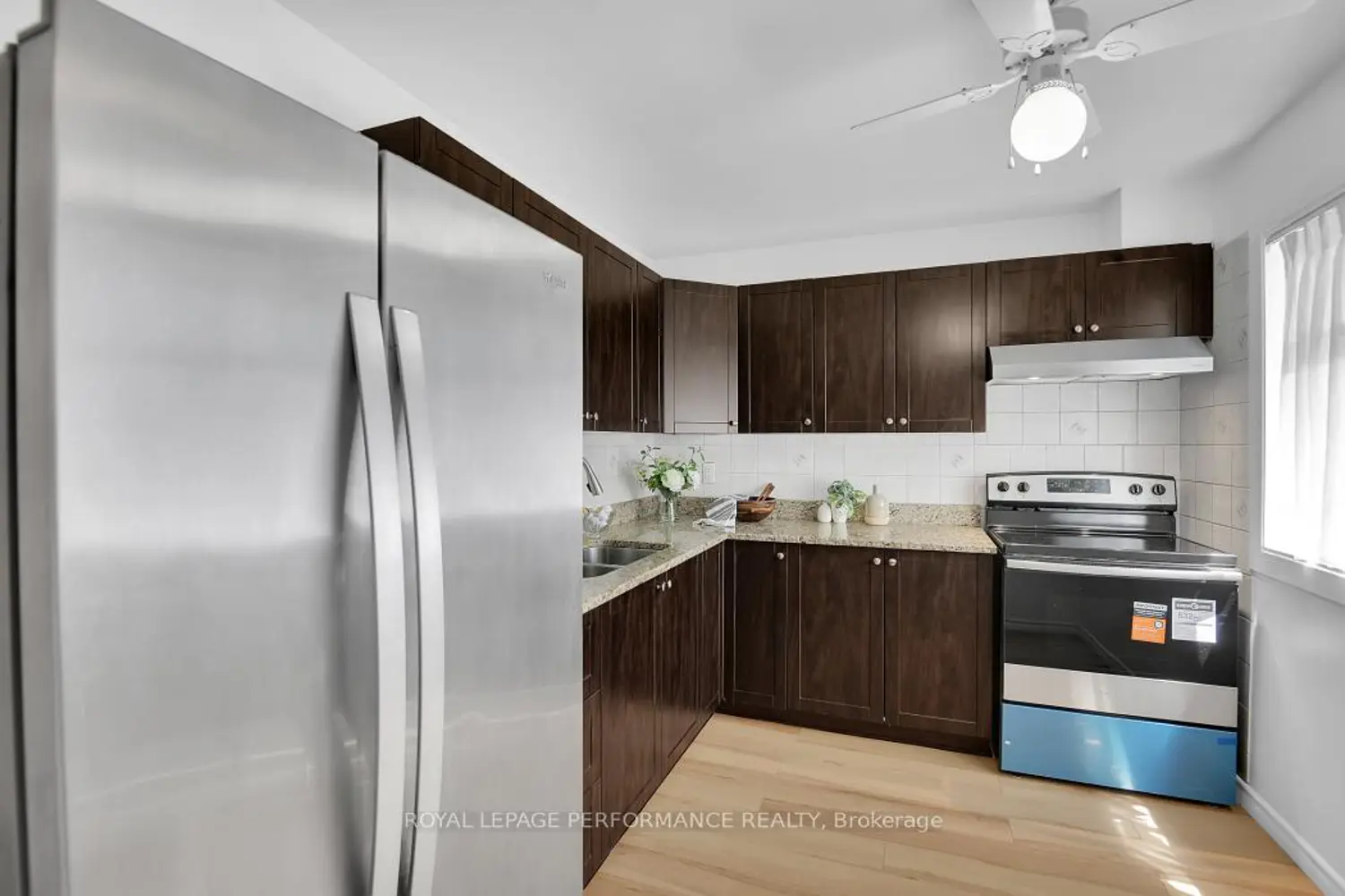 1743 Heatherington Road photo 5
