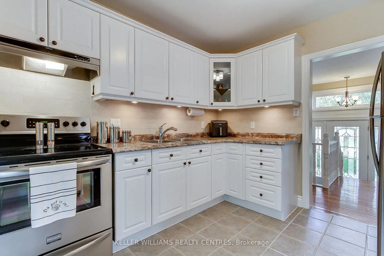 74 Boothbay Crescent photo 4