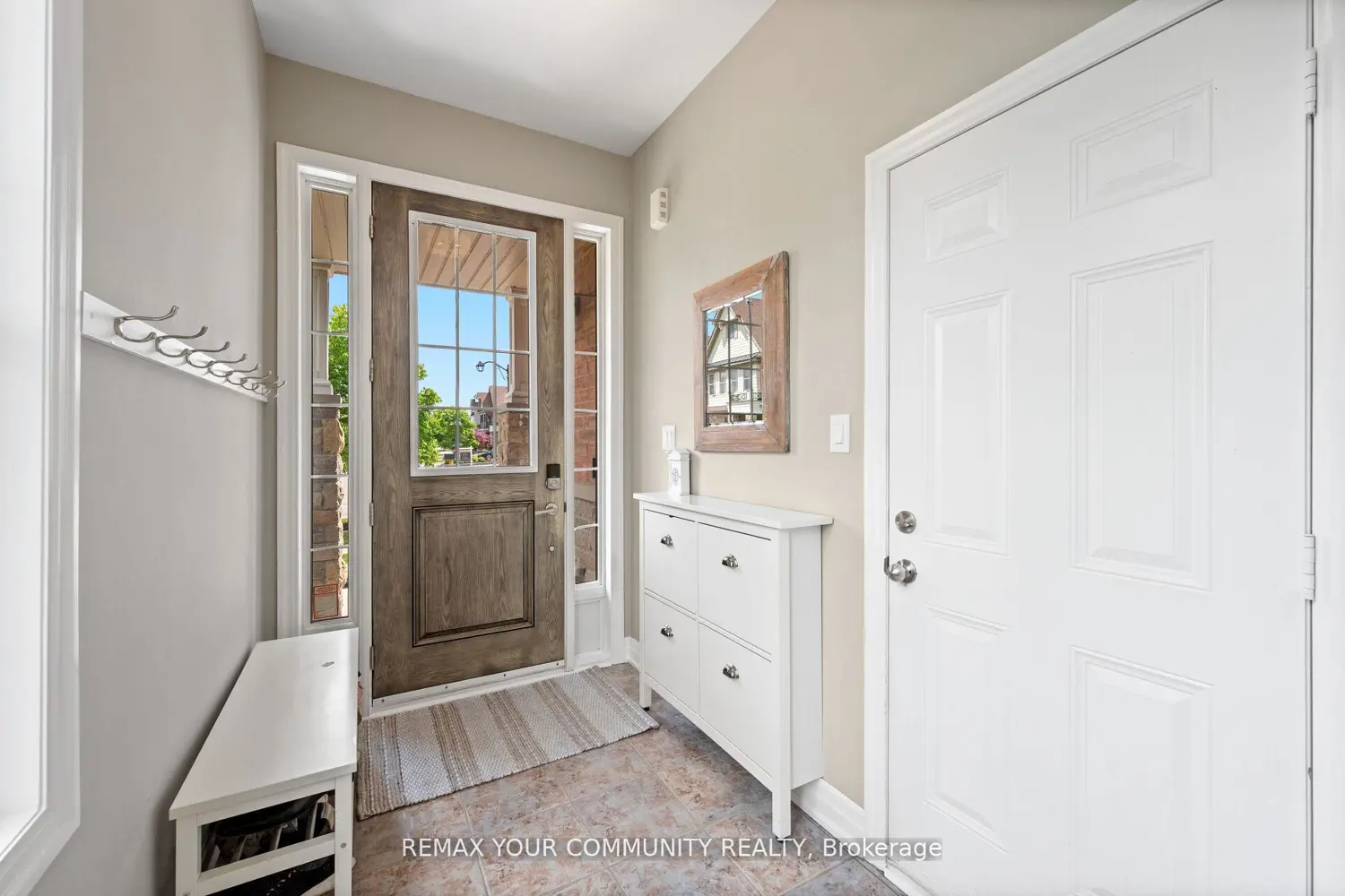78 Alex Campbell Crescent photo 2