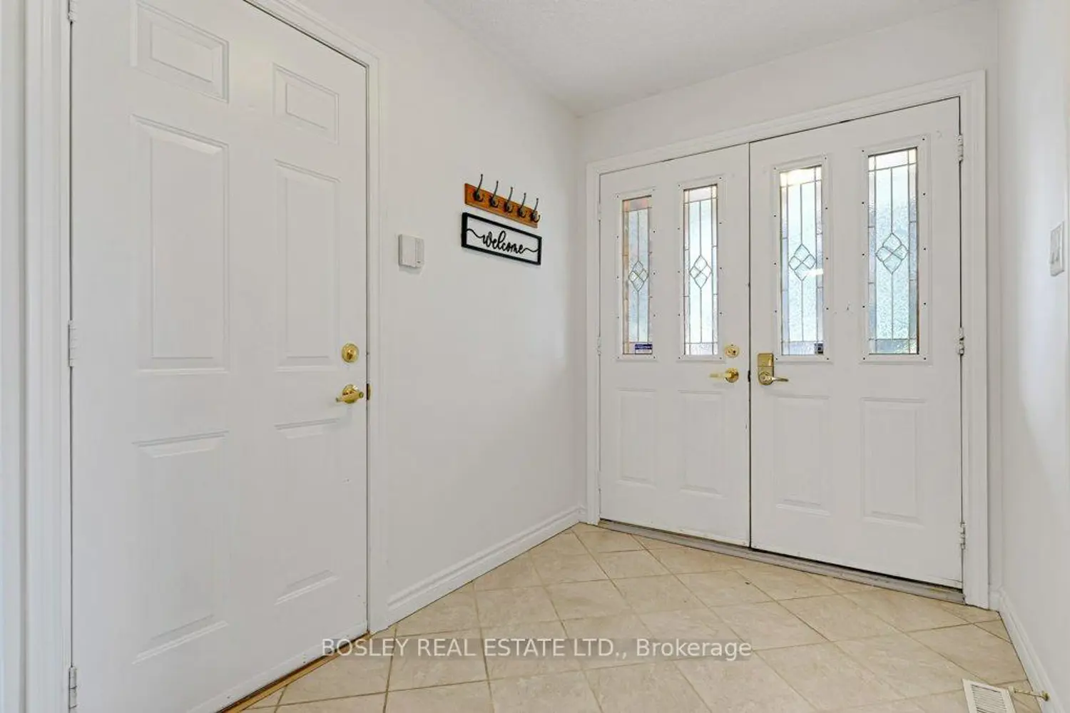 31 Pinewarbler Drive photo 3