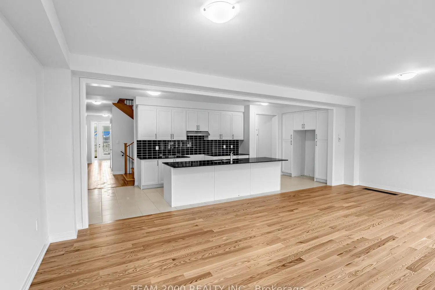 32 Mayhew Lane photo 5