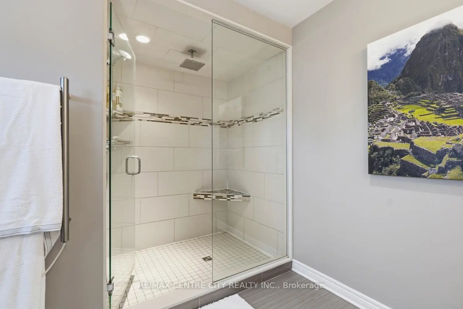 264 Blue Forest Place photo 5