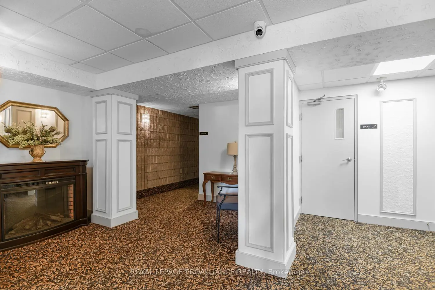 95 Windsor Drive 502 photo 4