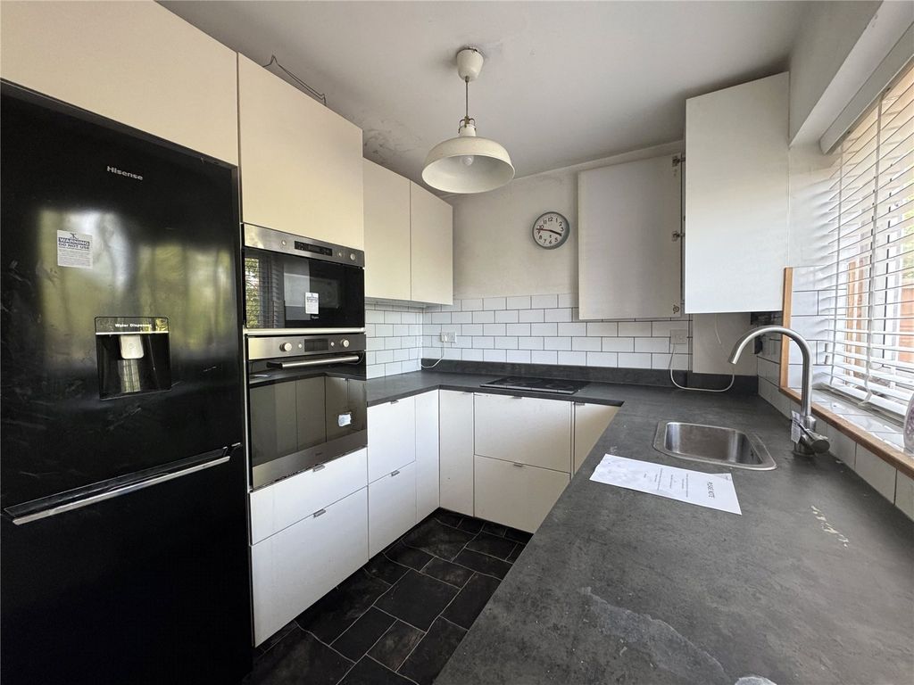 2 bed maisonette for saleCopper Beech Close, Broughton, Chester, Flintshire CH4 photo 4