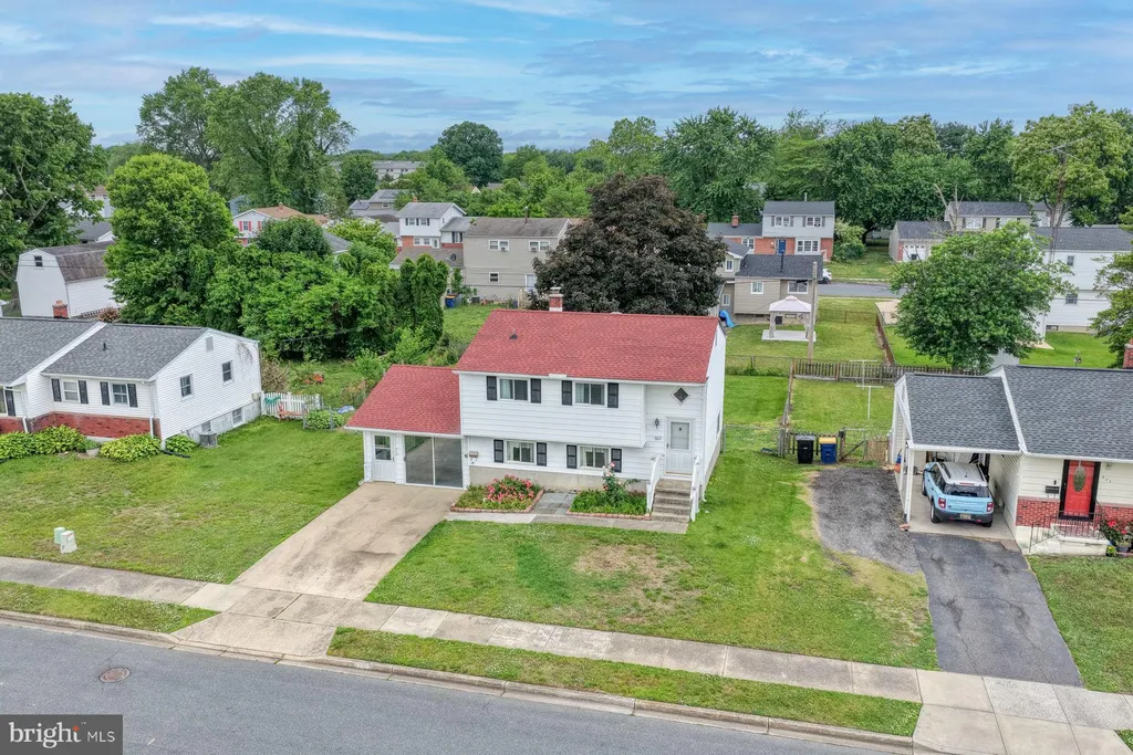 923 Buck Drive, Dover, DE 19901