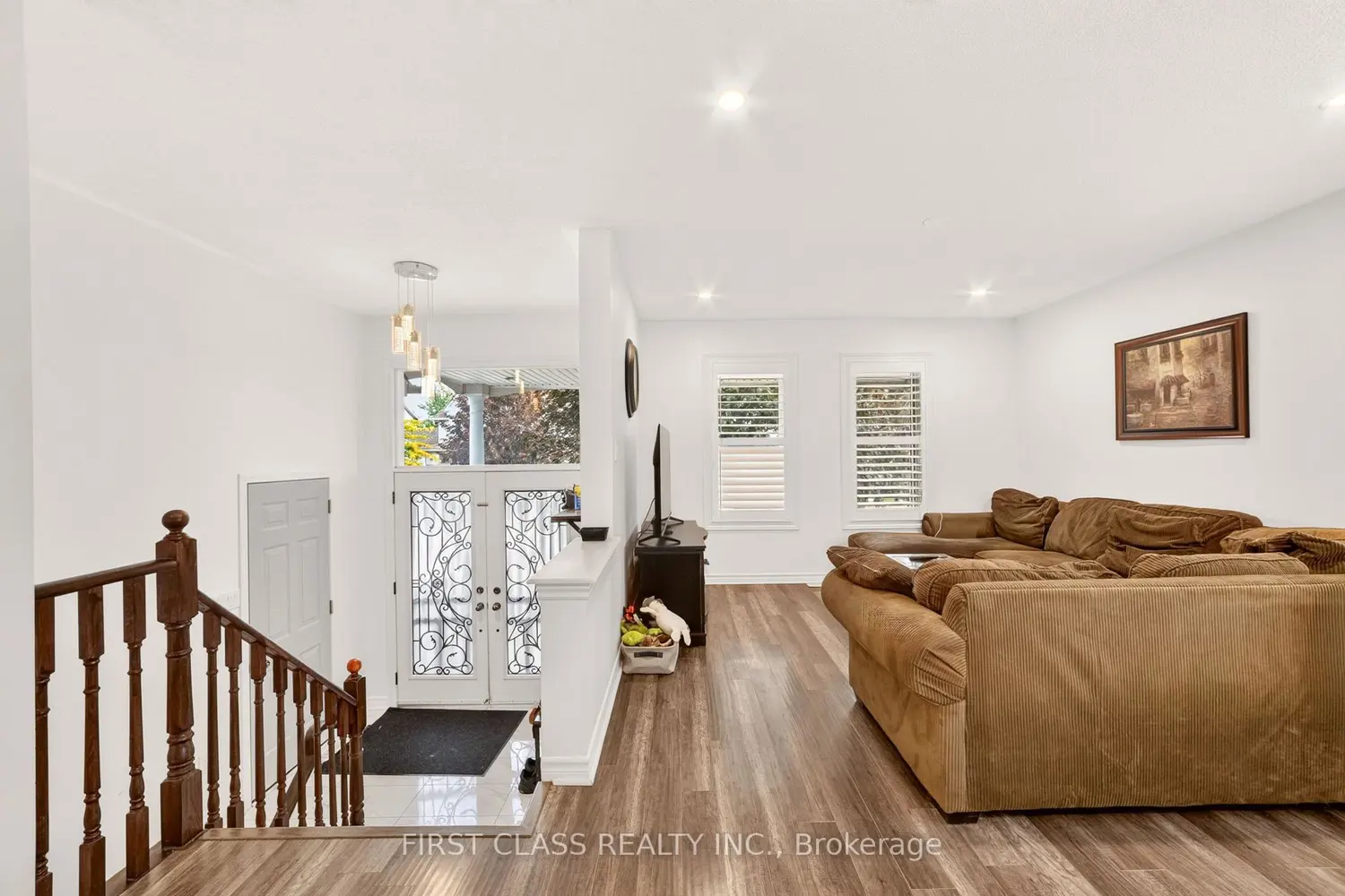 115 Succession Crescent