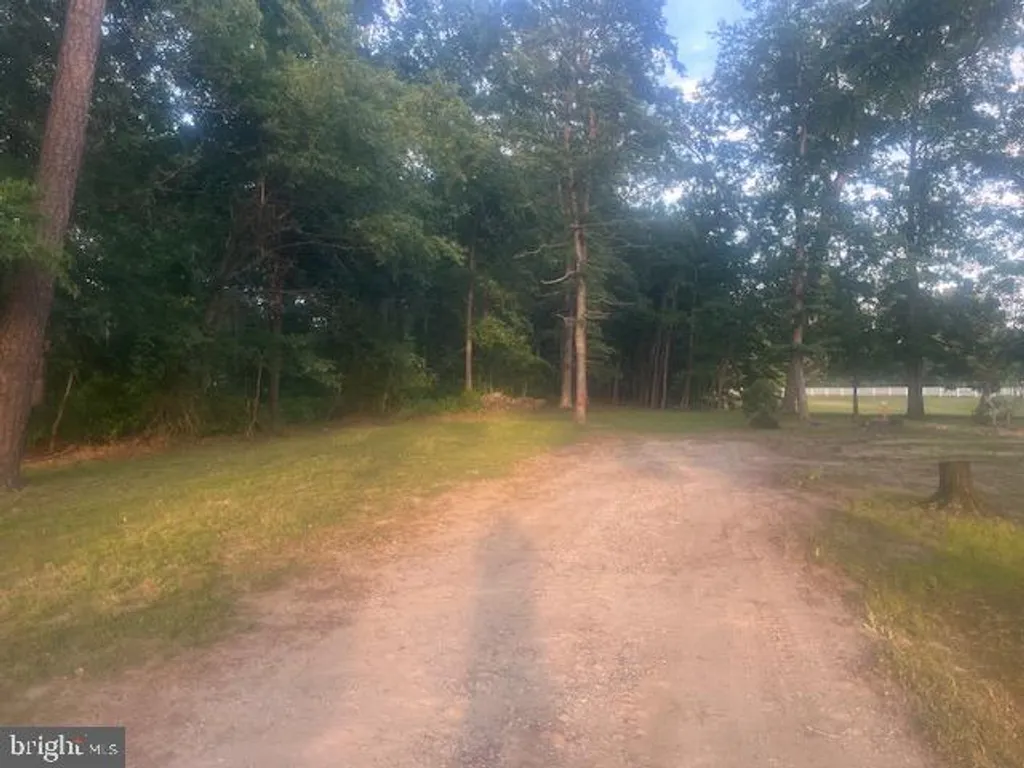 10557 Heritage Road, Lincoln, DE 19960