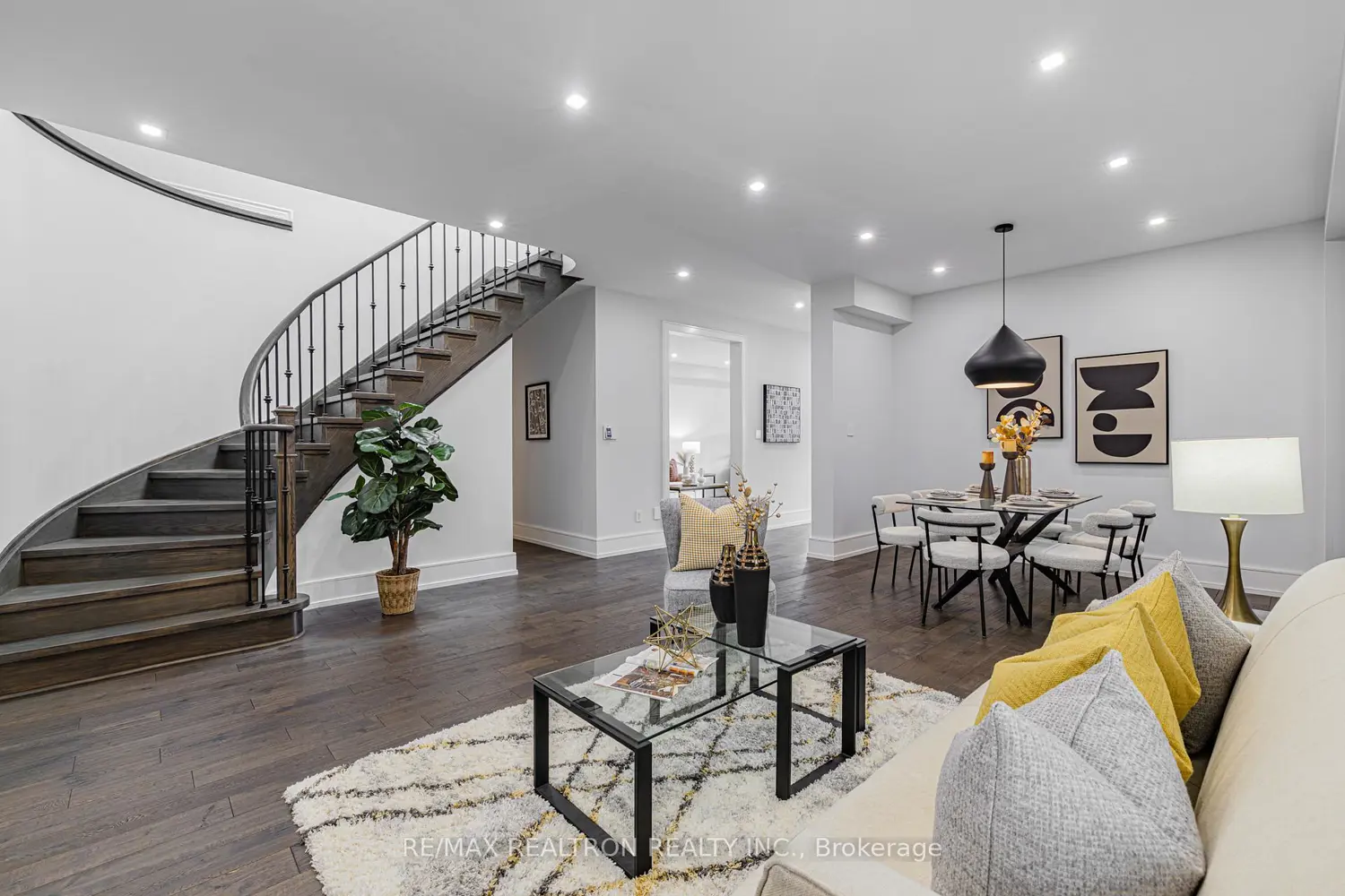 143 Shelbourne Drive photo 5