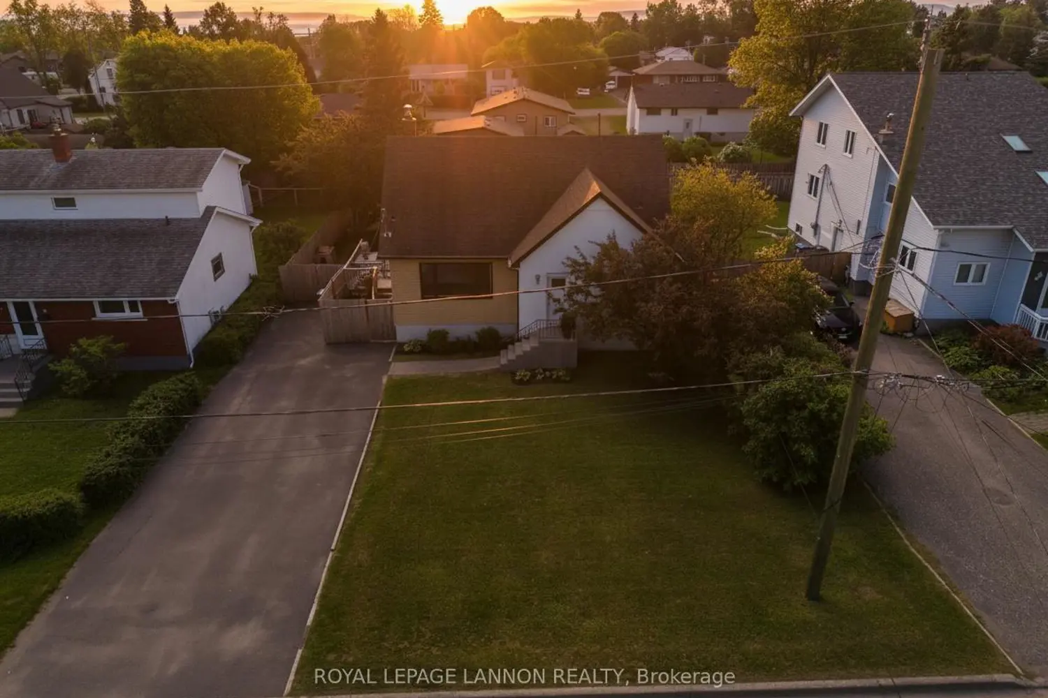 79 Vera Avenue photo 2