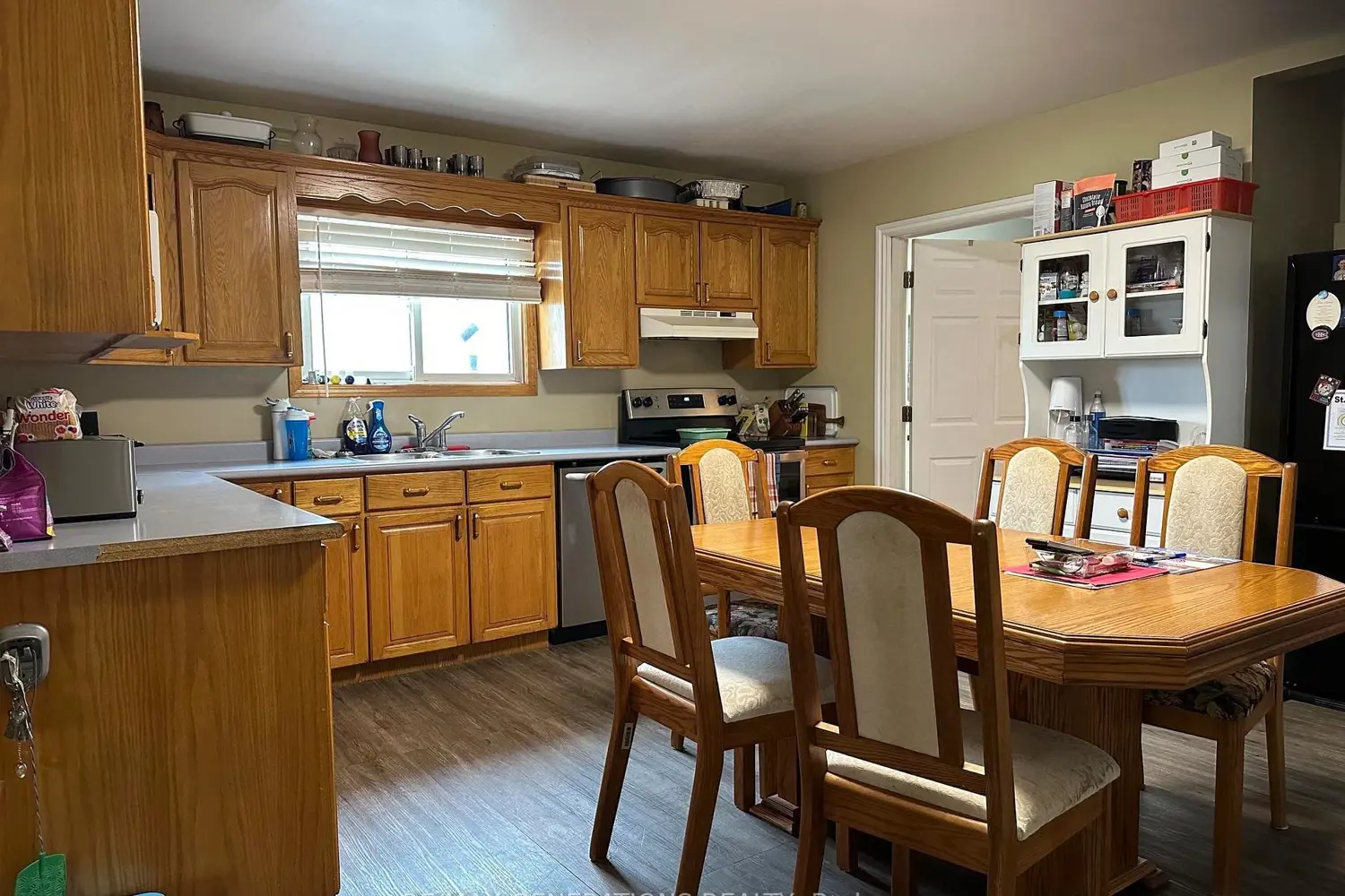 57 Superior Avenue photo 4