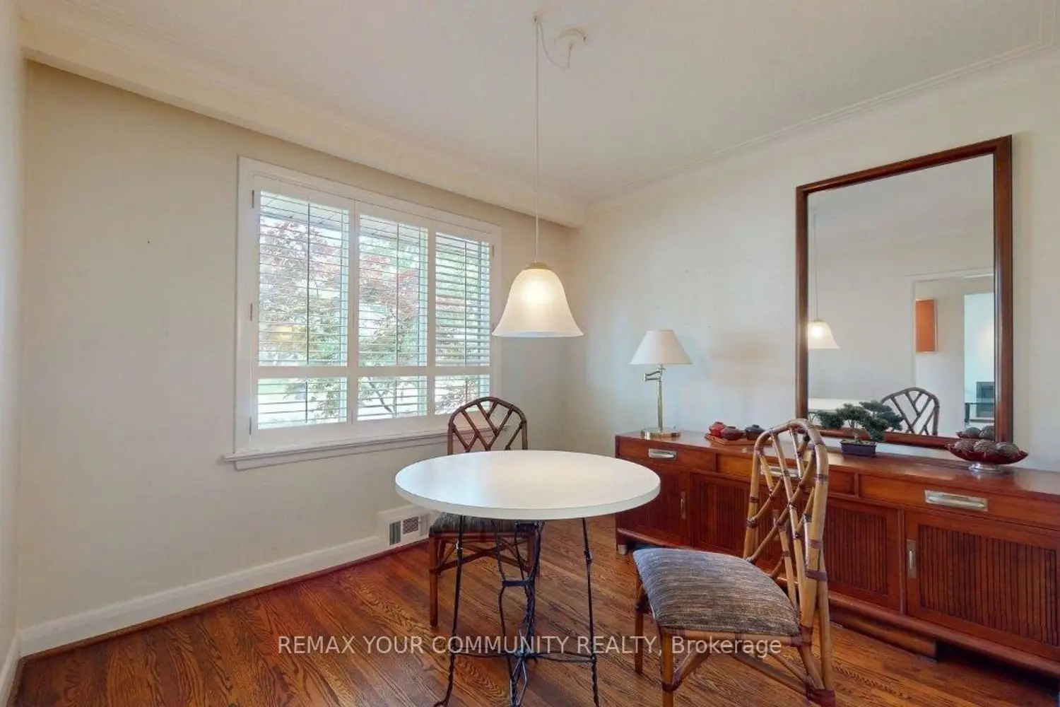 168 York Mills Road photo 5