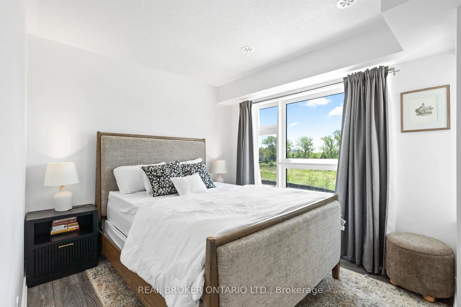 1121 Cooke Boulevard 1 photo 4