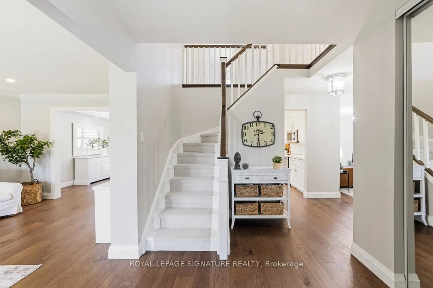 752 Laurier Avenue photo 4
