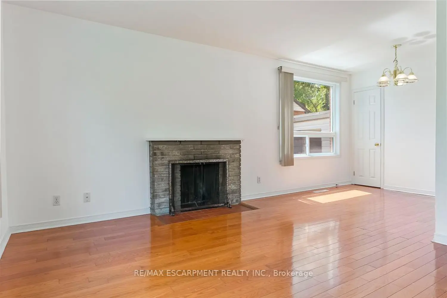 1214 Argreen Road photo 4
