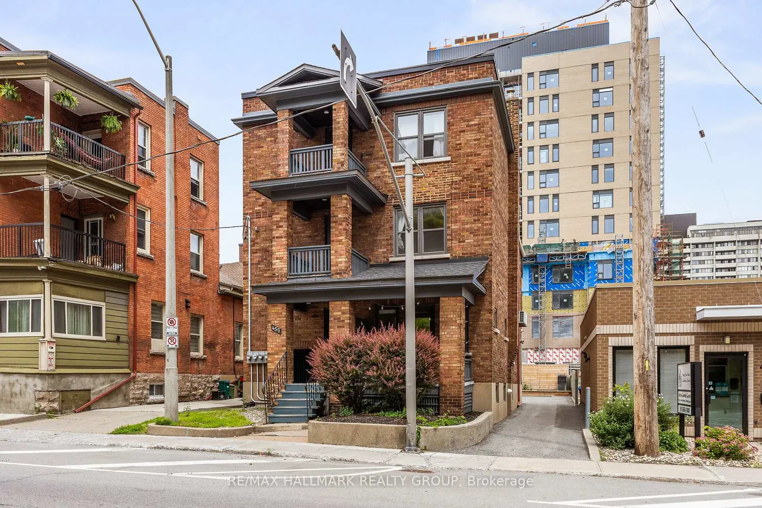455 Metcalfe Street photo 2