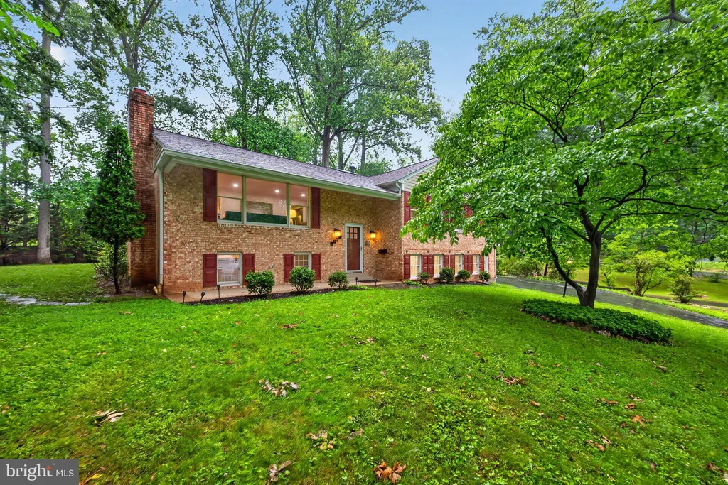 2270 Glenmore Terrace, Rockville, MD 20850