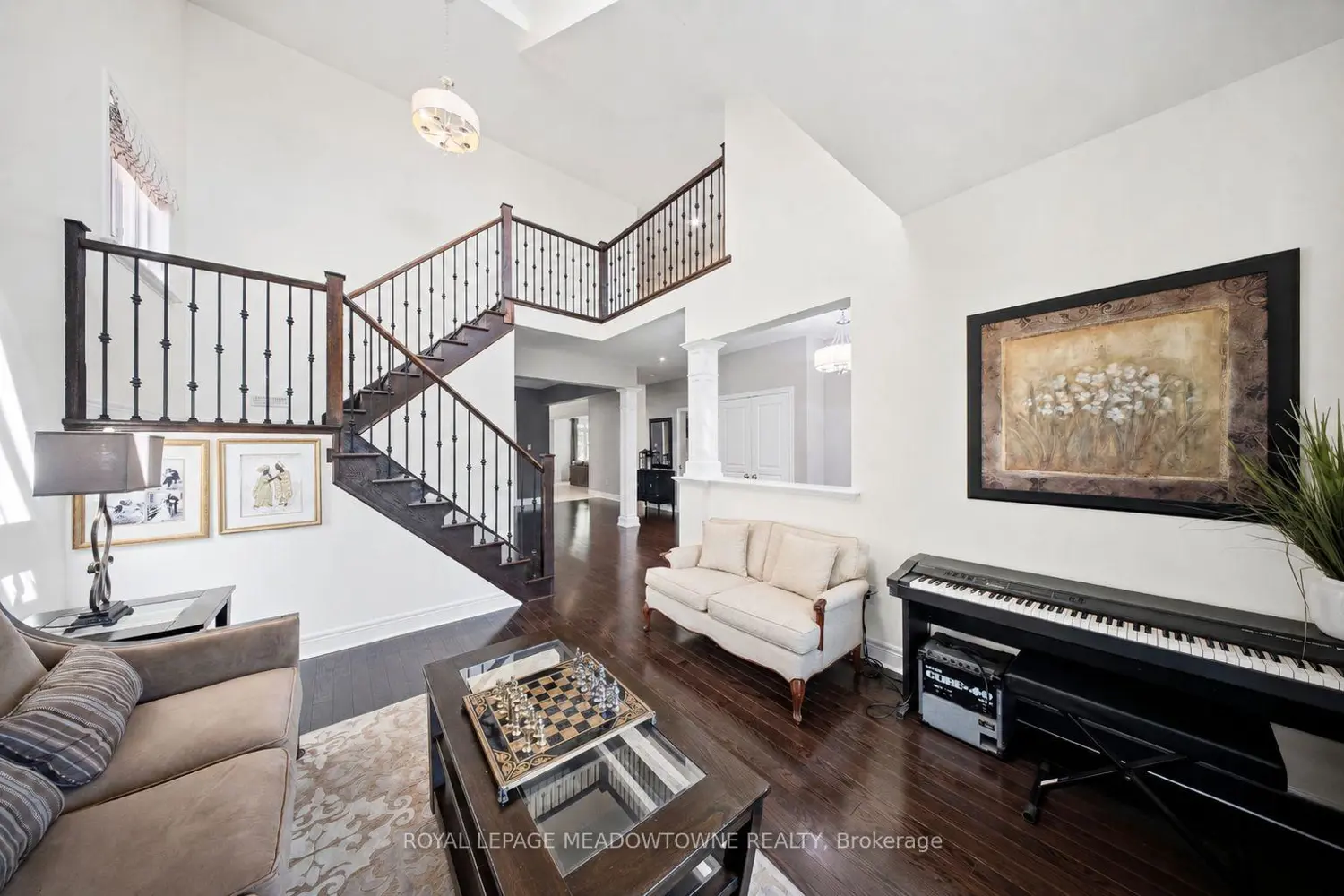 298 Eaton Street photo 3