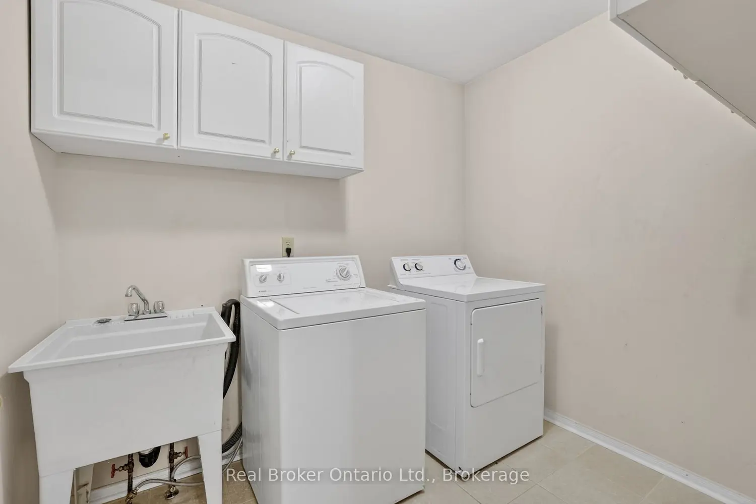 415 Conley Street photo 5