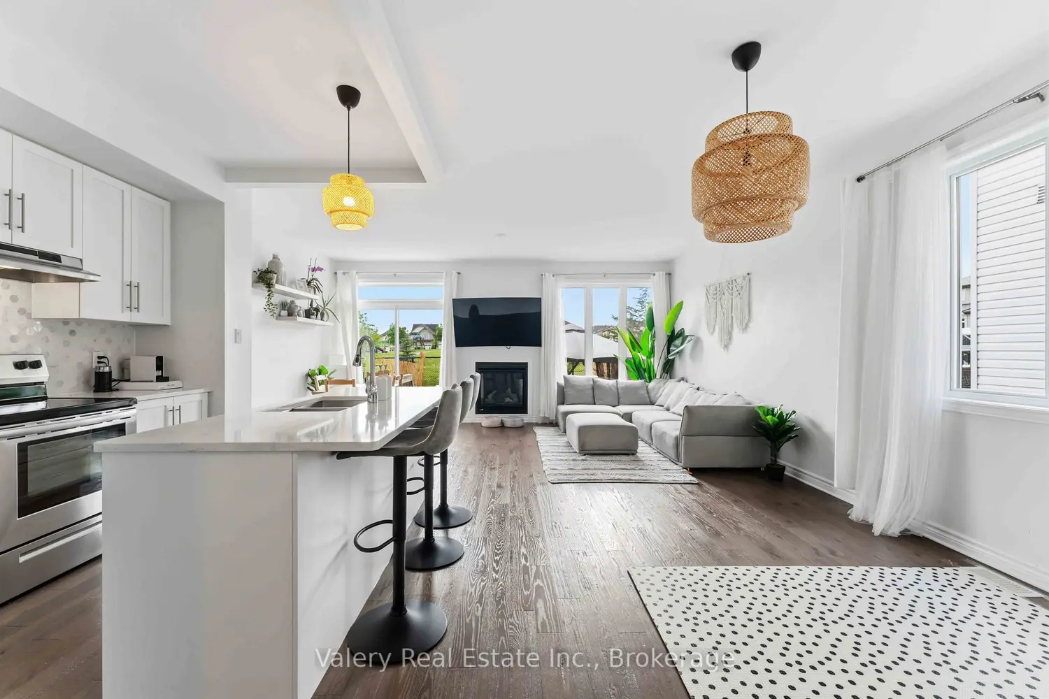 441 Fernside Street photo 3