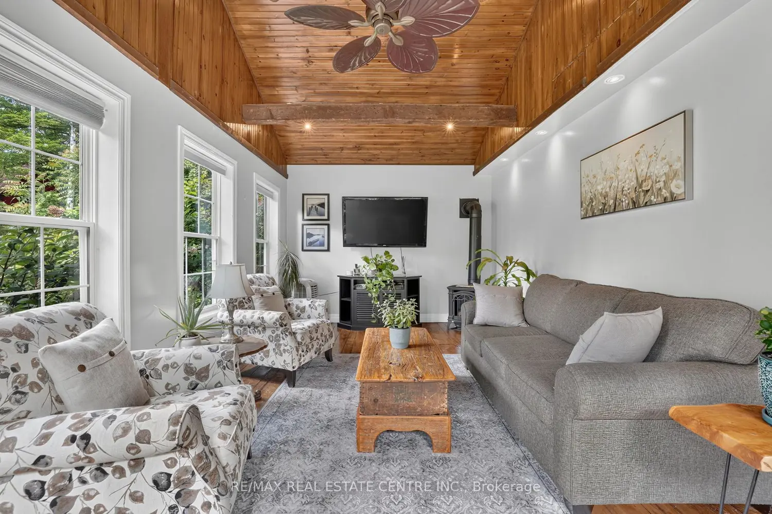 12429 Wolseley Street photo 2