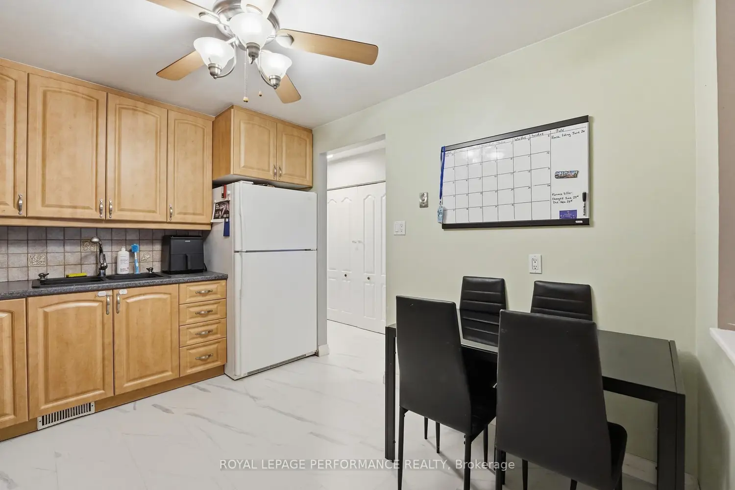 2208 Orient Park Drive photo 5