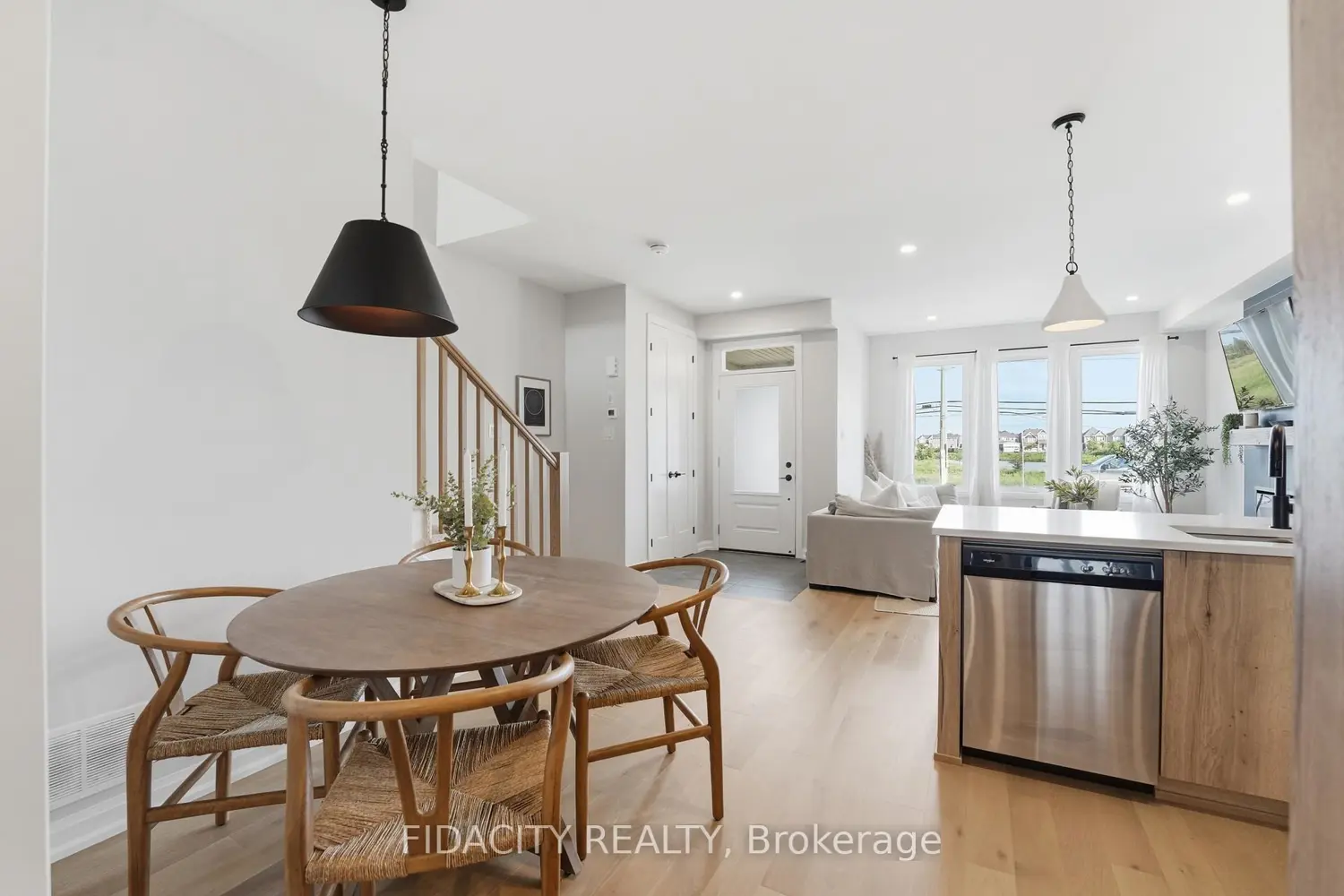 6333 Perth Street photo 5