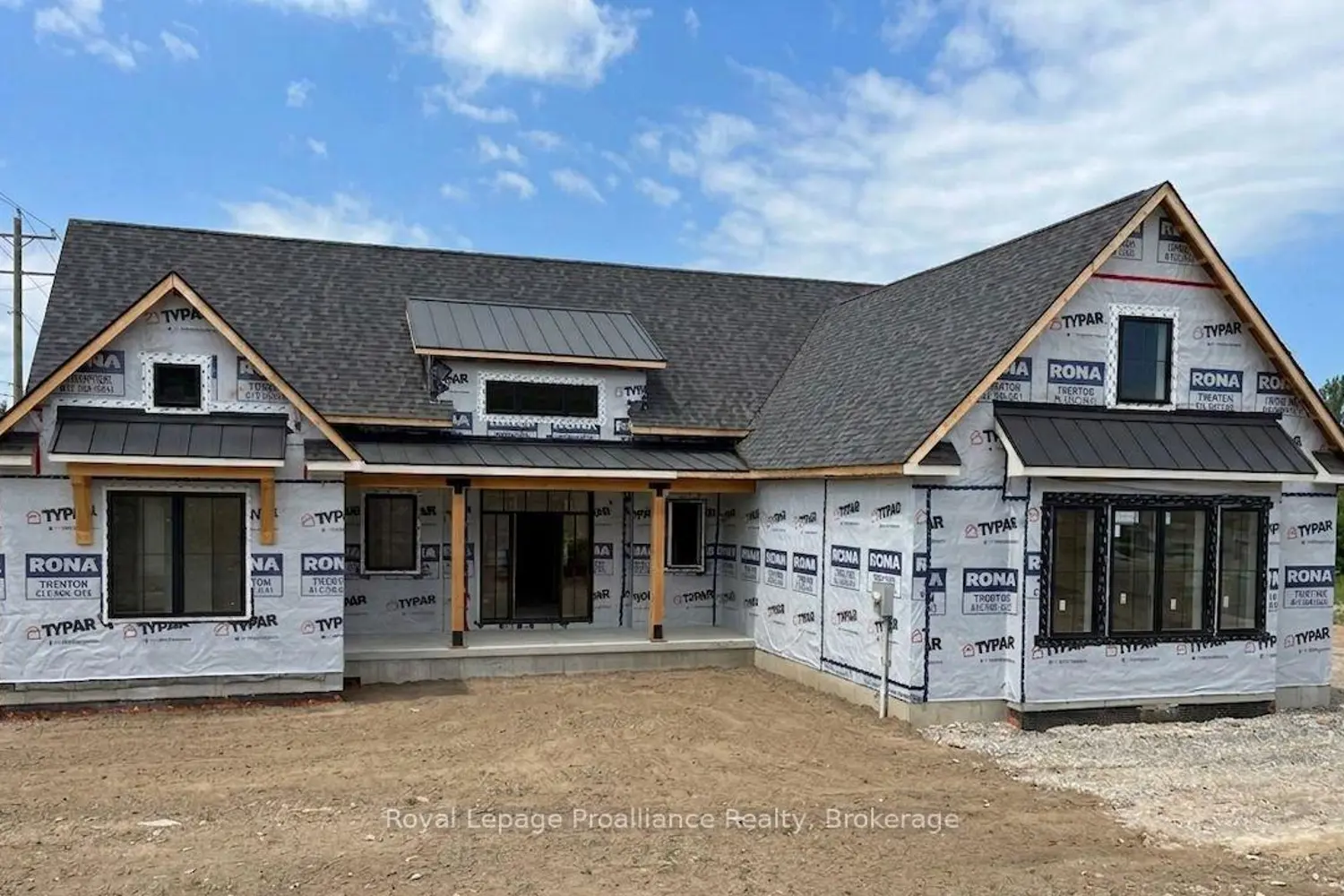 1567 Clearview Road photo 3