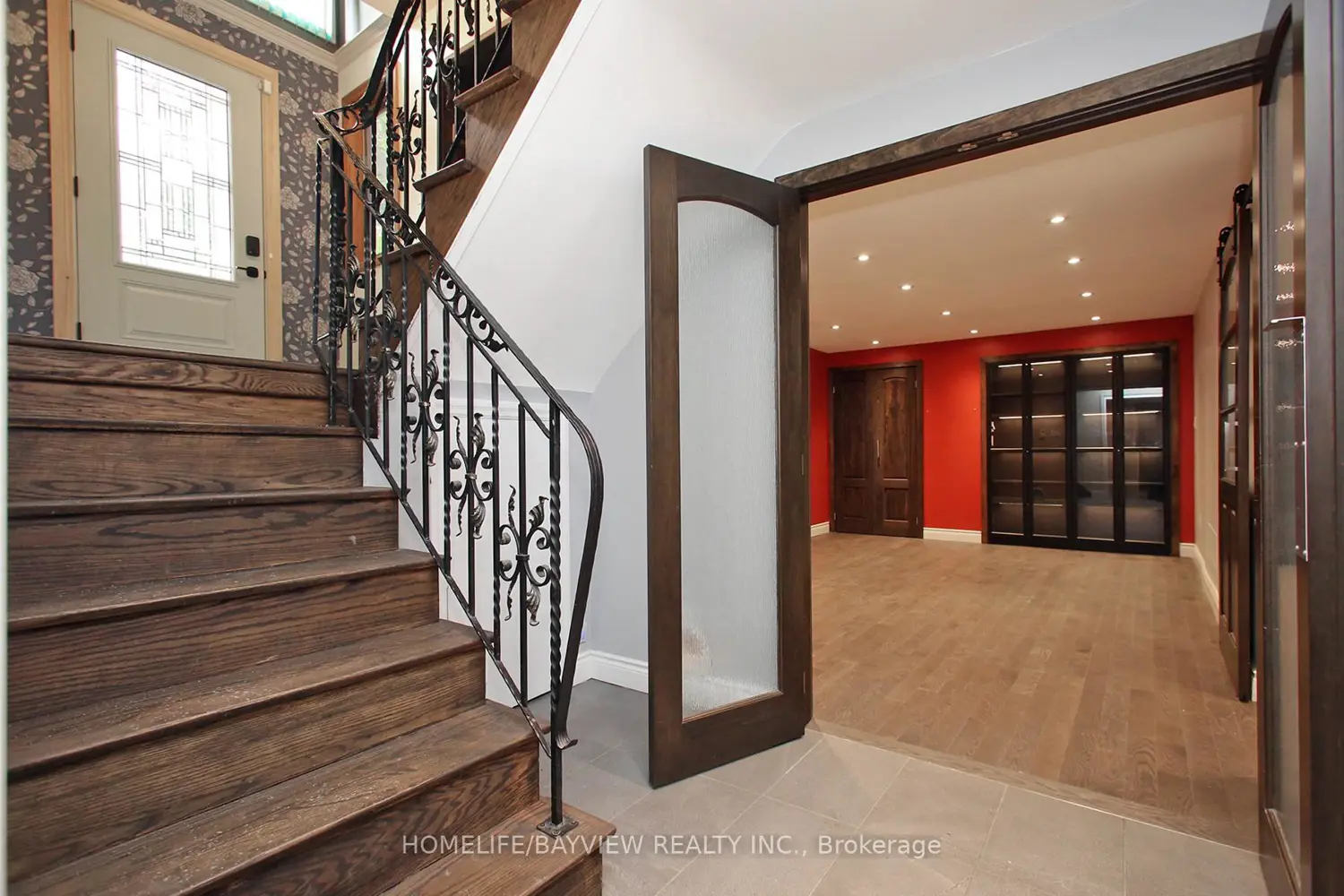 38 Christman Court photo 5