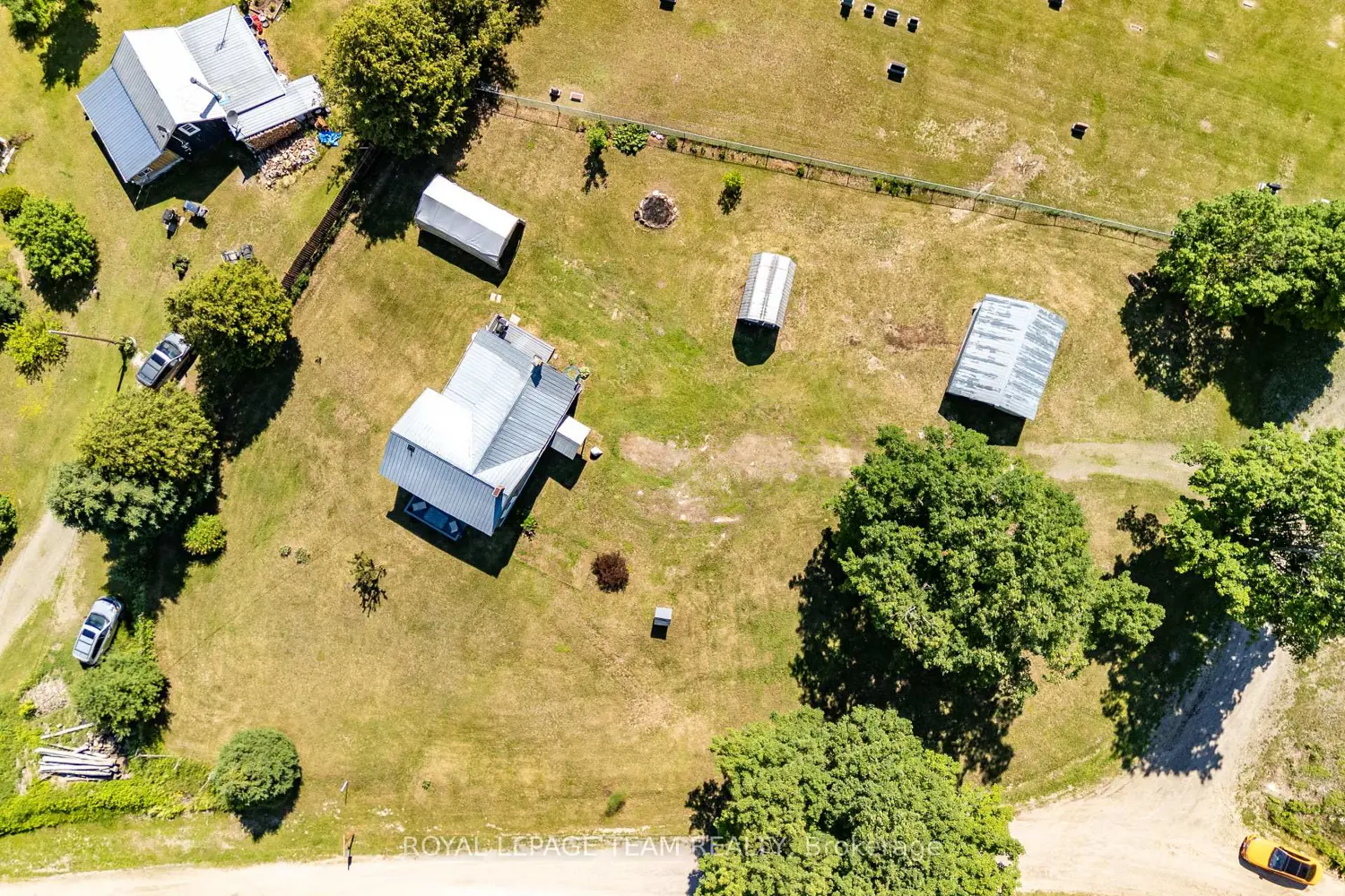 828 Cemetery Road photo 3