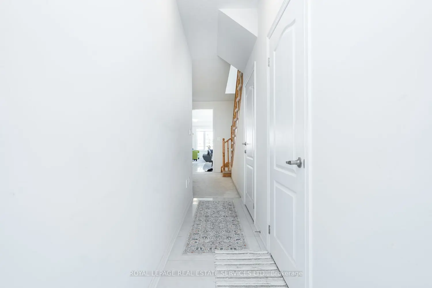 166 Deerpath Drive 72 photo 2