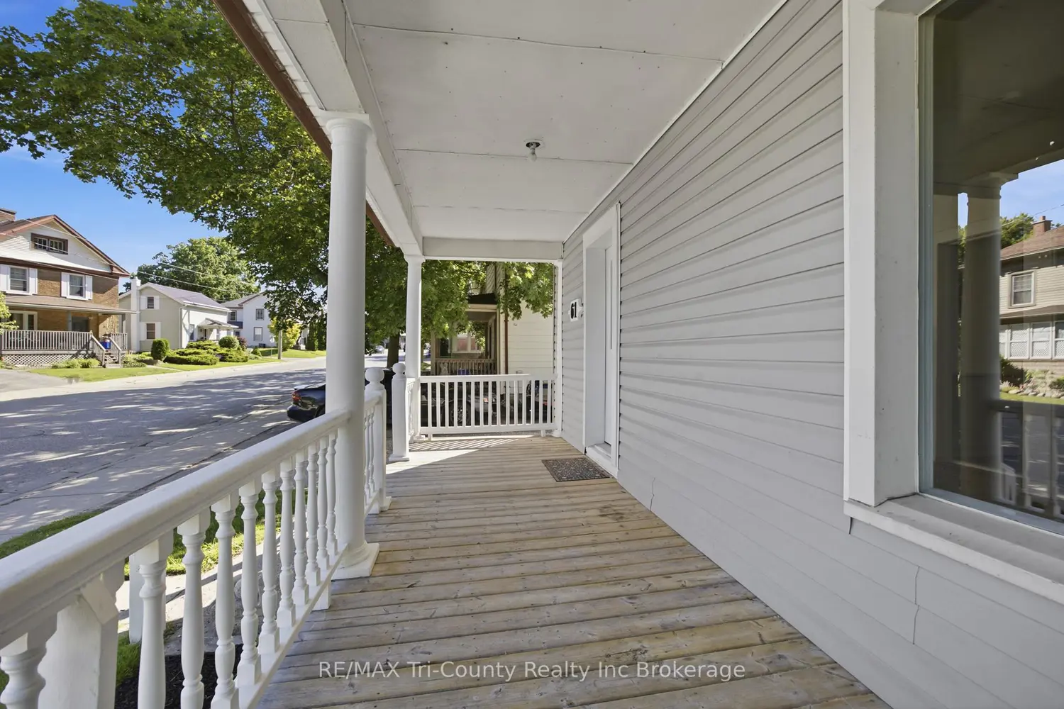 61 Brock Street photo 2