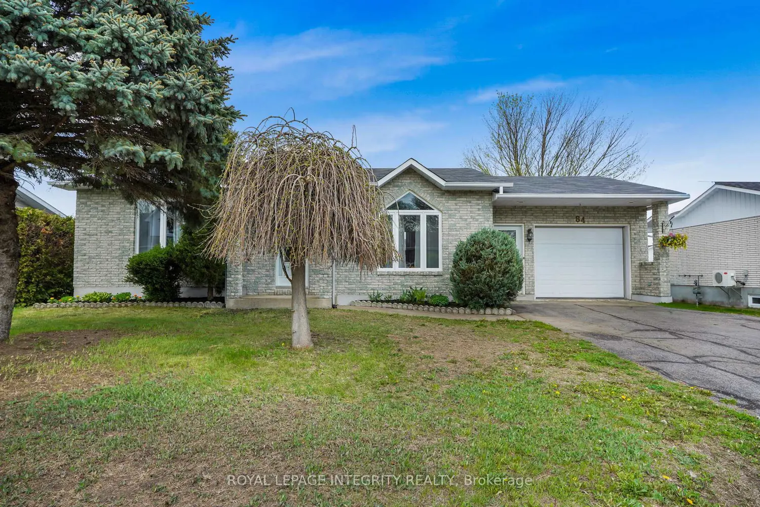 84 Lalande Crescent