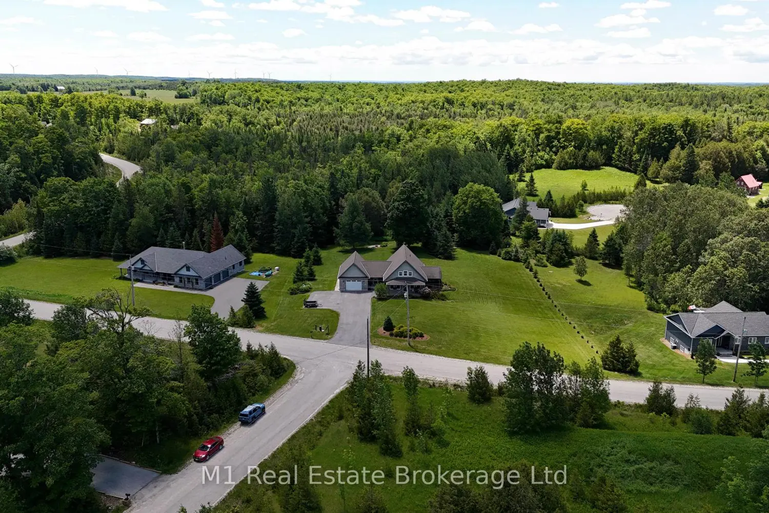 156 Highland Drive photo 3