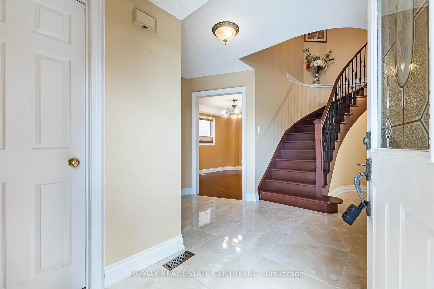 6439 Osprey Boulevard photo 4