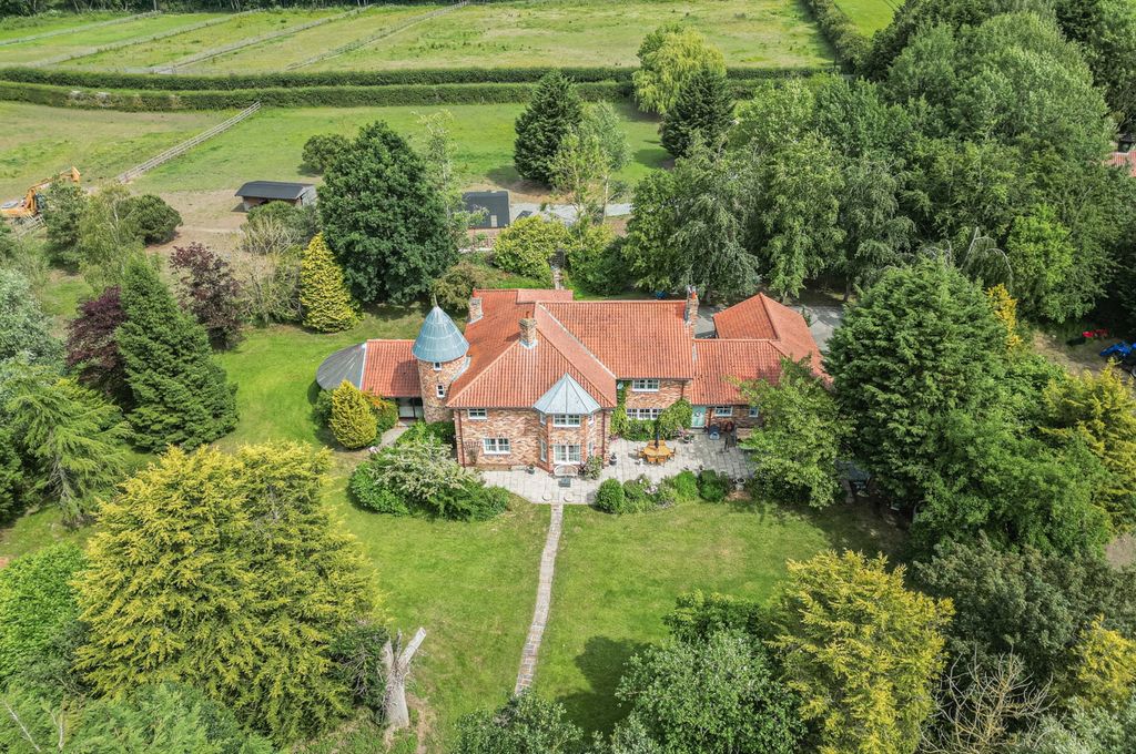 5 bed detached house for saleCarr Lane, Watton, Driffield YO25