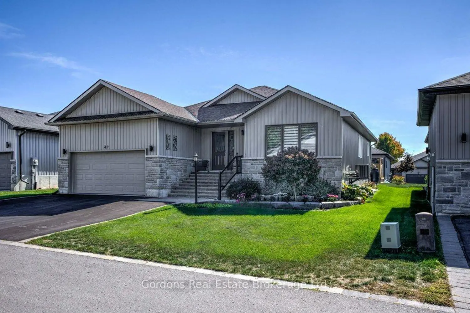 42 Conger Drive photo 2